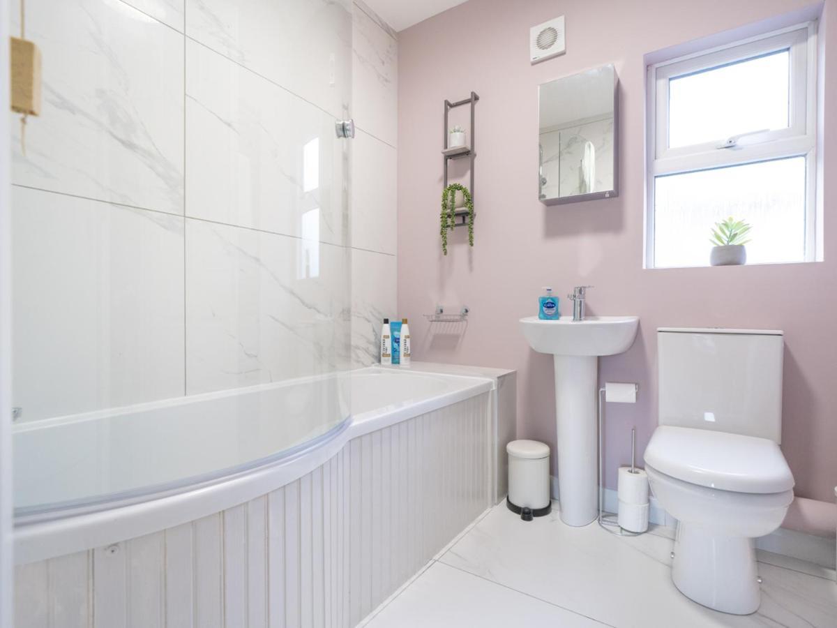 Pass The Keys 58 Lw Ave Stunning 2Br Terrace Top Location Lots Nearby ベルファスト エクステリア 写真